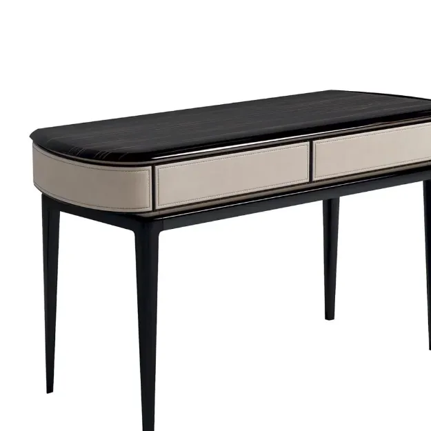 Picture of Alex desk
